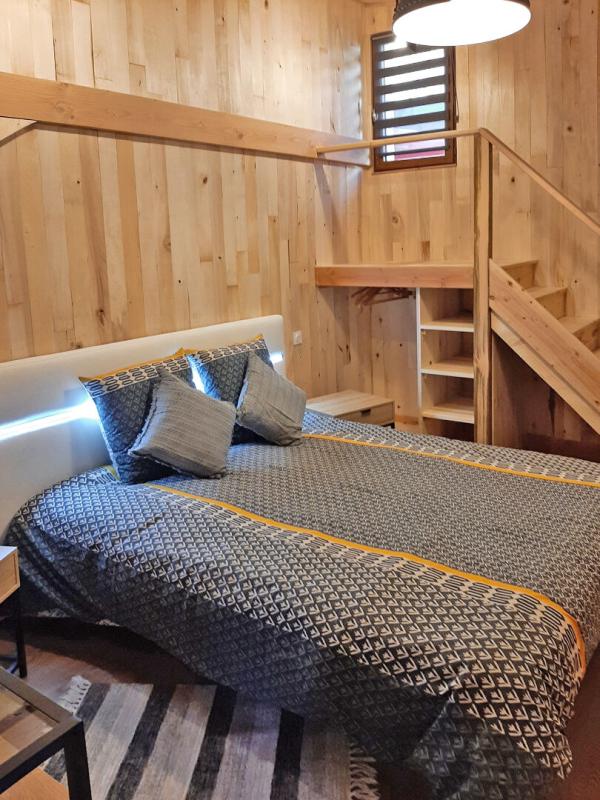 SALIGNAC-EYVIGUES Maison Salignac Eyvignes 12 pièce(s) 103 m2 14