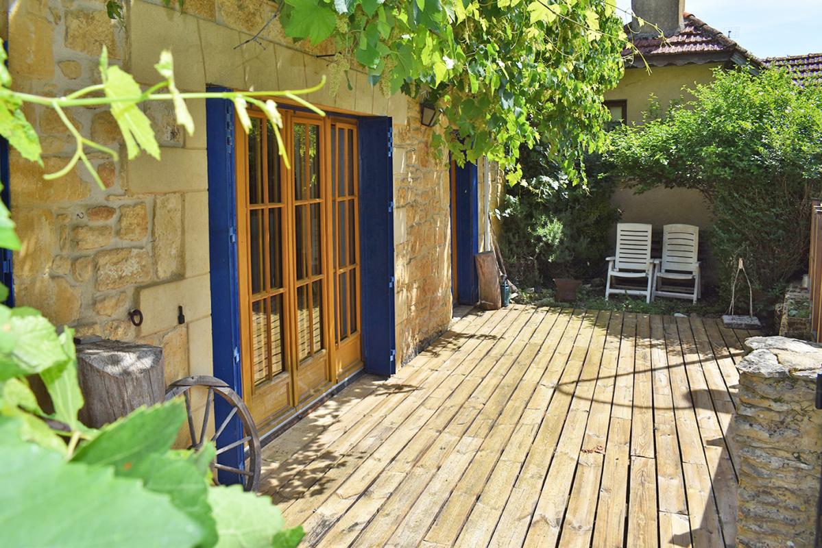 SALIGNAC-EYVIGUES Maison Salignac Eyvignes 6 pièce(s) 130 m2 12