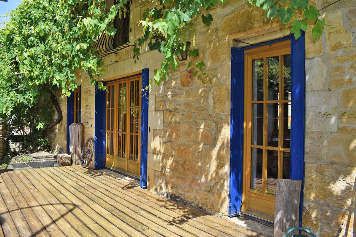 SALIGNAC-EYVIGUES Maison Salignac Eyvignes 6 pièce(s) 130 m2 2