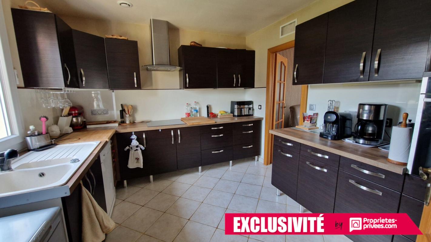 ARNIERES-SUR-ITON Maison 5 pièces 105 m² Arnières-sur-Iton 5