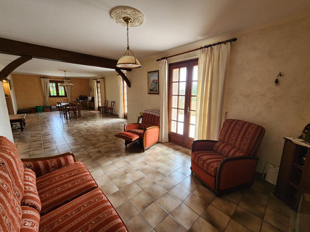 CHAMBOURG-SUR-INDRE Maison Chambourg Sur Indre 7 pièce(s) 210 m2 10