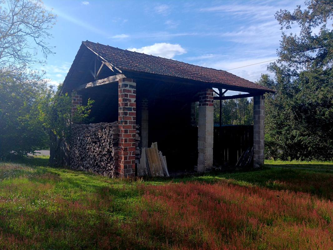 BEDENAC Maison de 78 m2 + grange sur un terrain de 4.7 hectares 6