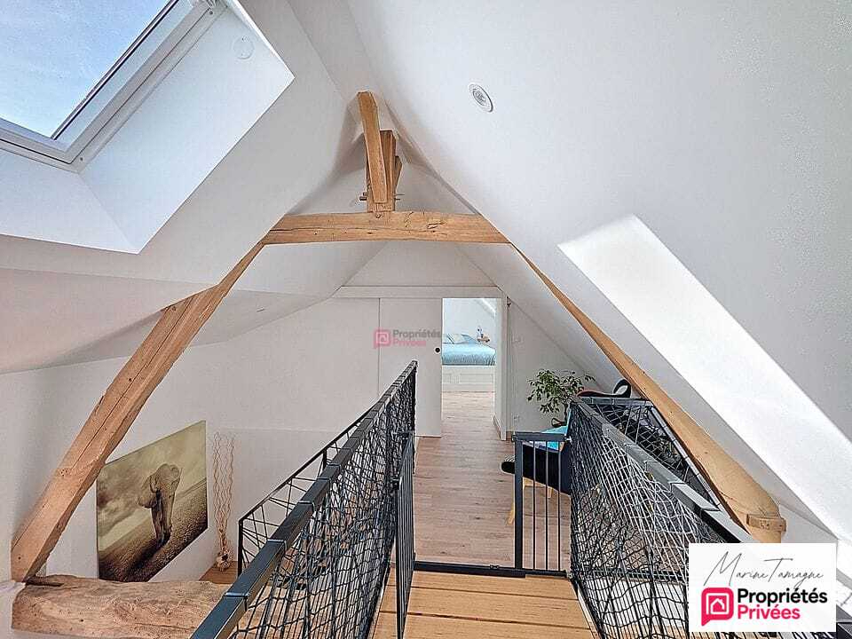 CANLY Maison de charme entièrement rénovée avec dépendance - Canly 11