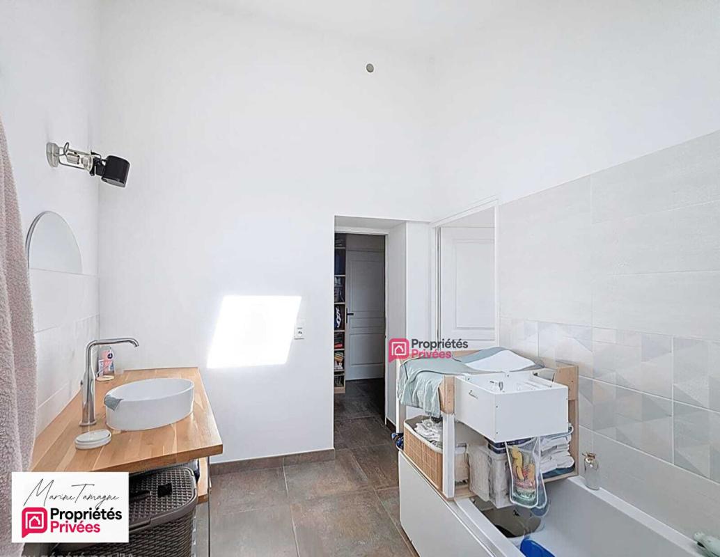 CANLY Maison de charme entièrement rénovée avec dépendance - Canly 9