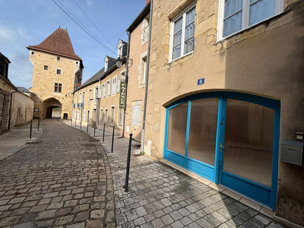 NEVERS Appartement atypique 44 m² + cave voûtée 24 m² ? Nevers, proche Porte du Croux 1