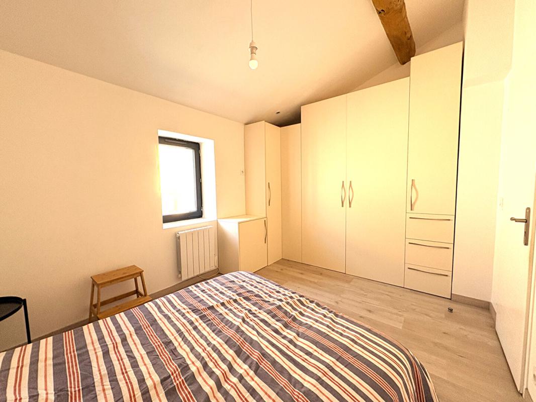 ARNAS Appartement 3 pièces en duplex avec jardin 9