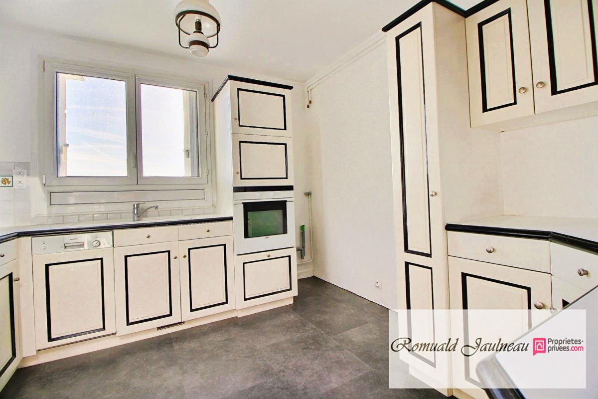 LUCE Appartement à Lucé T4 de 74 m2 3