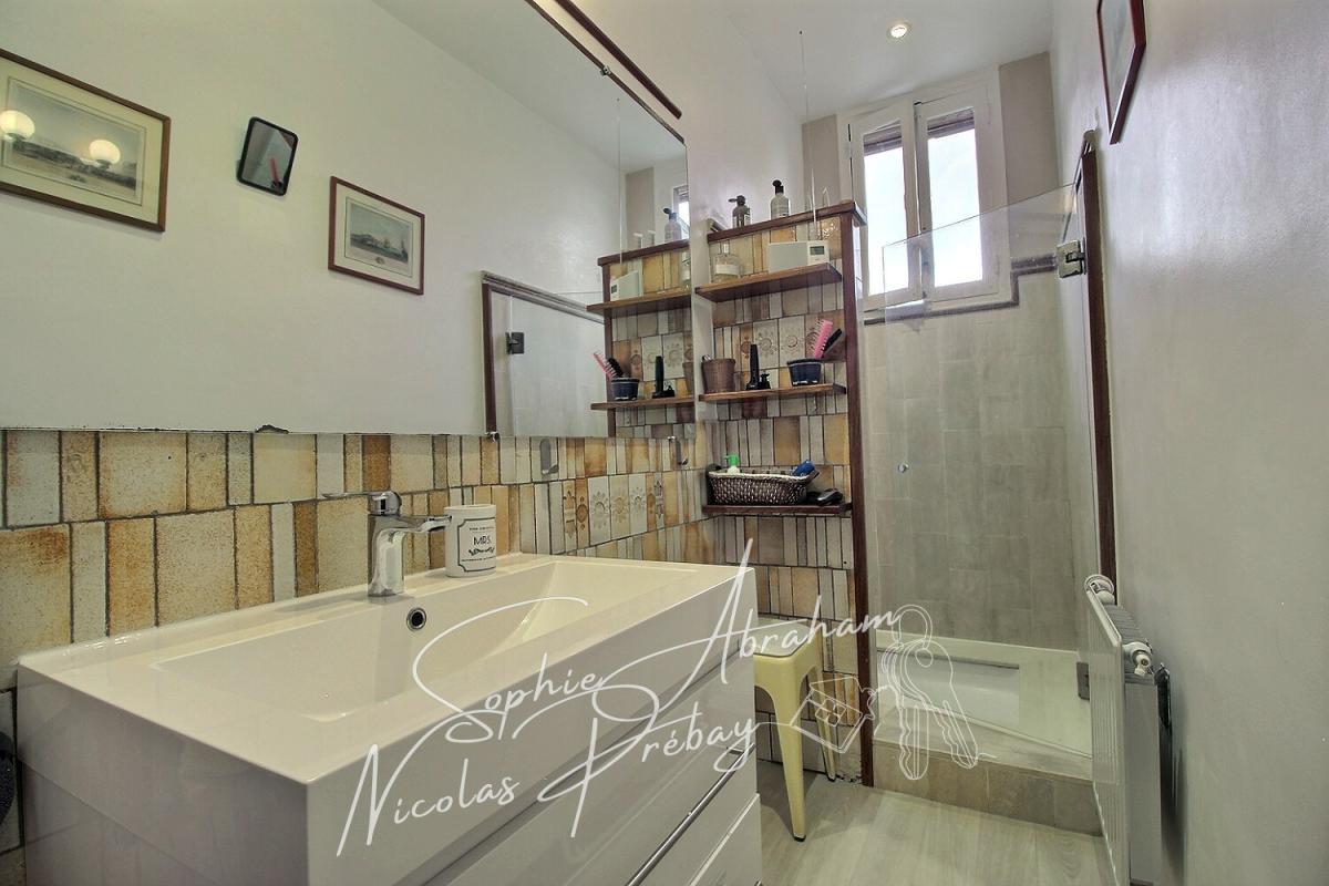 MEREVILLE Charme et volumes : magnifique maison en pierre au coeur de Méréville 6