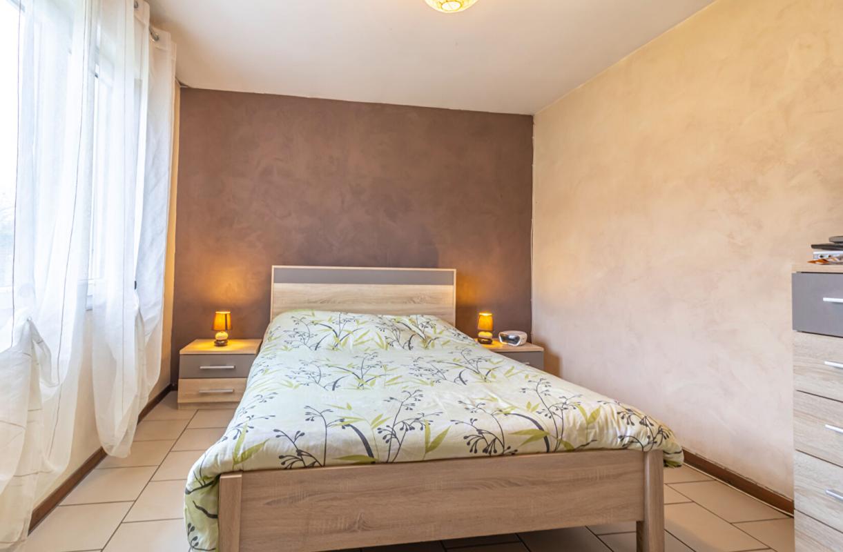 VILLEHERVIERS Maison Villeherviers 6 pièce(s) 100 m2 10