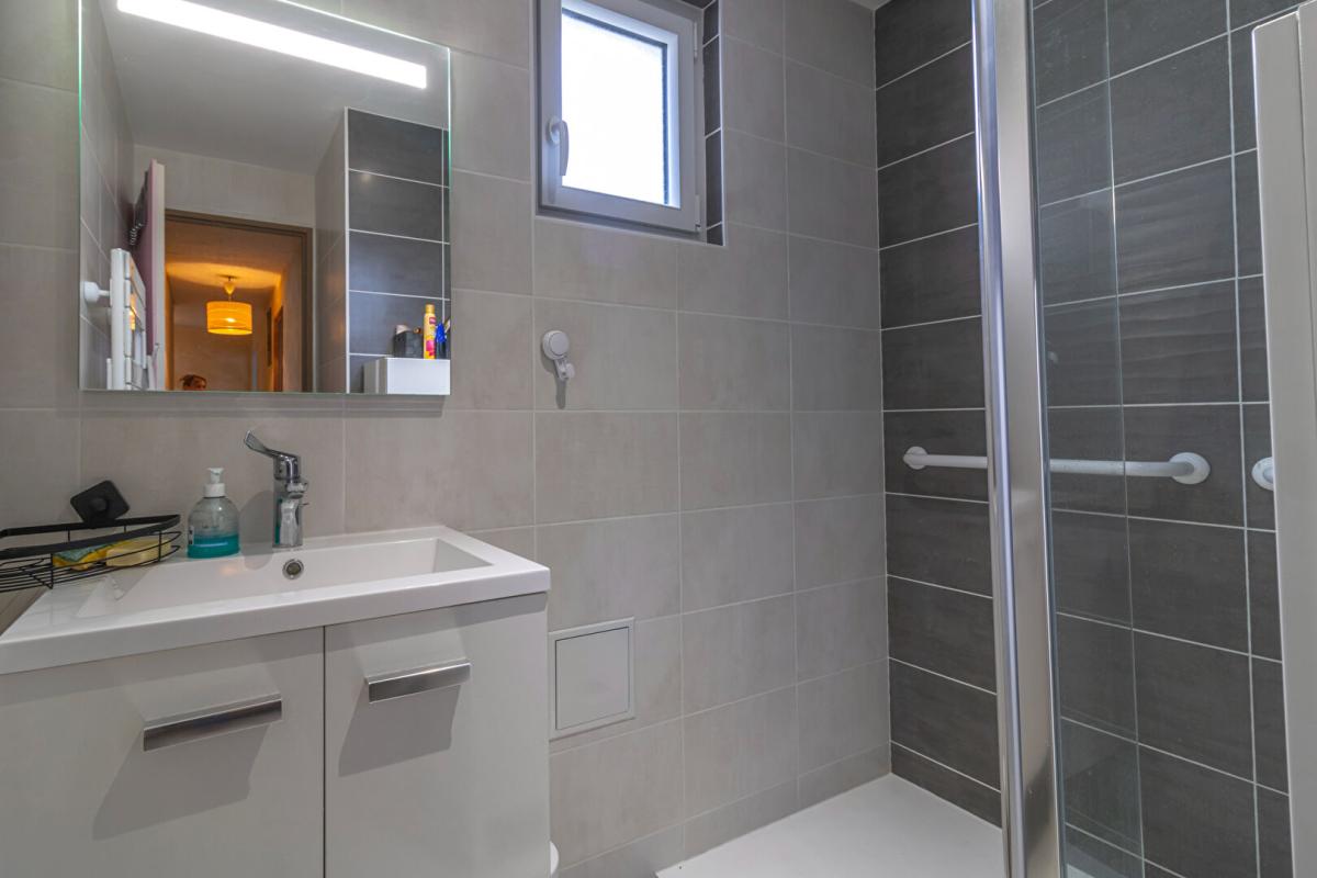 VILLEHERVIERS Maison Villeherviers 6 pièce(s) 100 m2 14