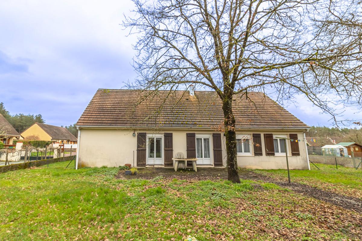 VILLEHERVIERS Maison Villeherviers 6 pièce(s) 100 m2 18