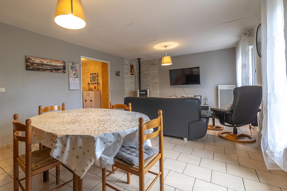 VILLEHERVIERS Maison Villeherviers 6 pièce(s) 100 m2 7