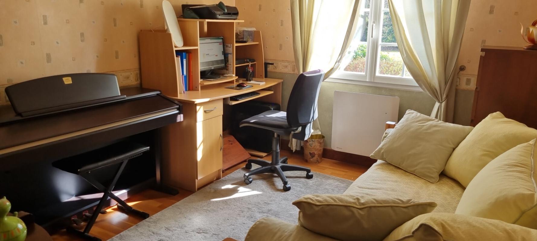 LES BORDES Maison 4 chambres, et magnifique séjour 8