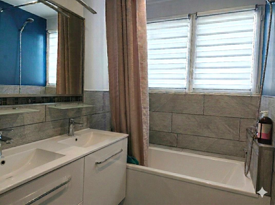 SAINT-BRIEUC Saint-Brieuc : Appartement 3 Chambres 6