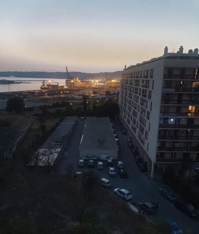 MARSEILLE-15E-ARRONDISSEMENT Appartement T4 - 4ème étage avec ascenseur 9