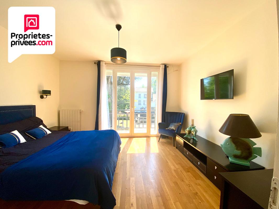 MONTMORENCY Demeure de prestige Montmorency 264 m2 13