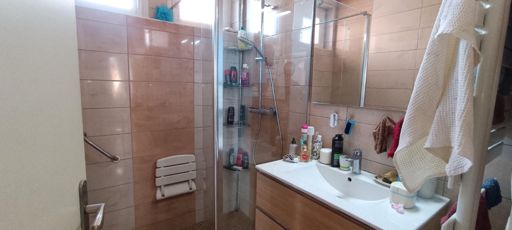 SAINT-SAUVEUR Maison Saint-Sauveur 4 chambres 116 m2 12