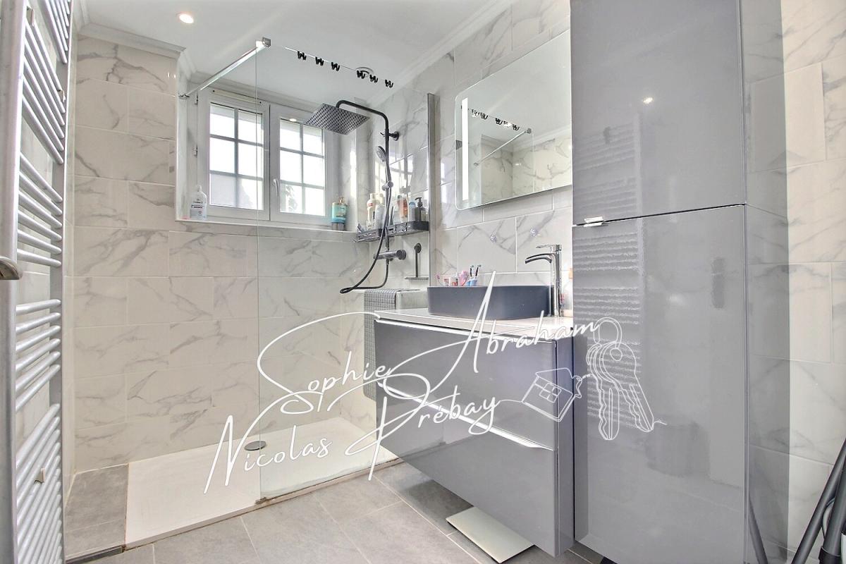 CROTTES-EN-PITHIVERAIS Maison avec sous-sol et terrain 7