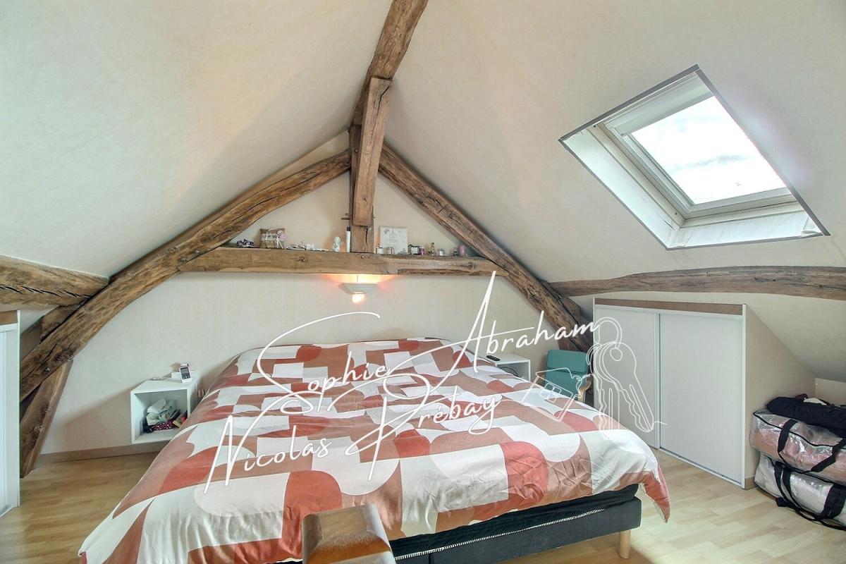 CROTTES-EN-PITHIVERAIS Maison avec sous-sol et terrain 8