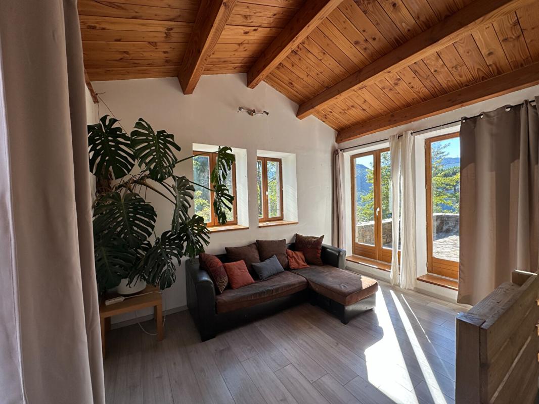 SAINT-MELANY Maison de hameau avec vue 10