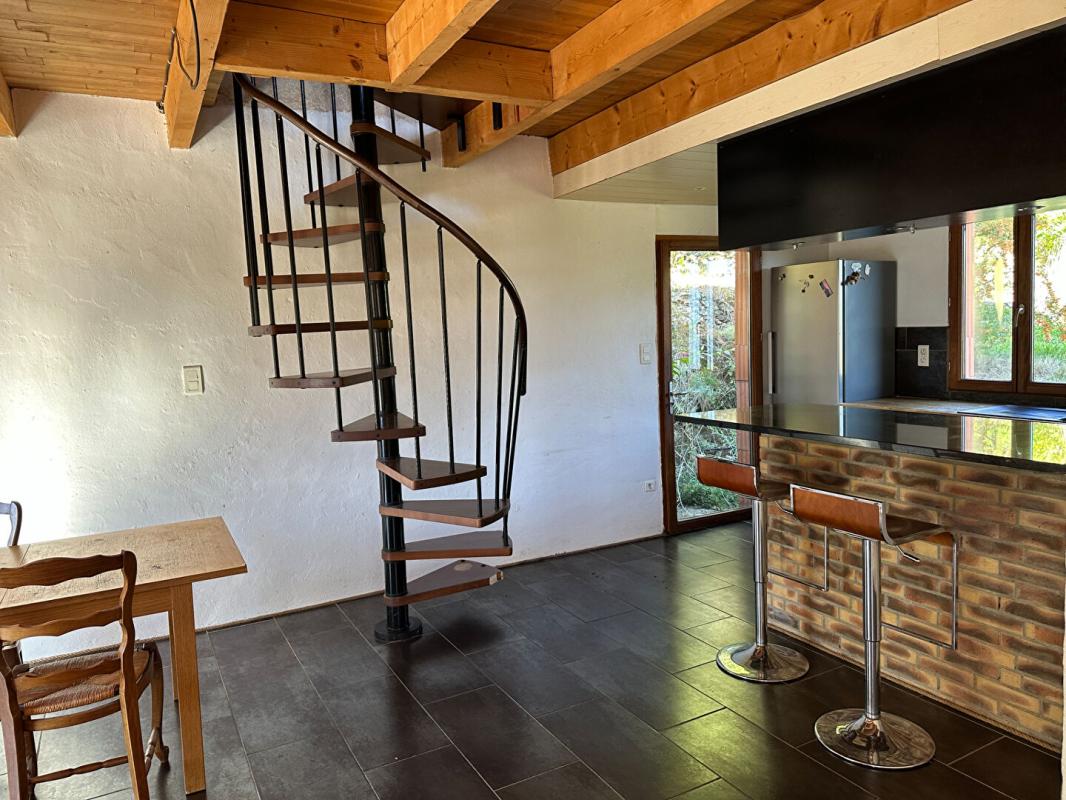 SAINT-MELANY Maison de hameau avec vue 9