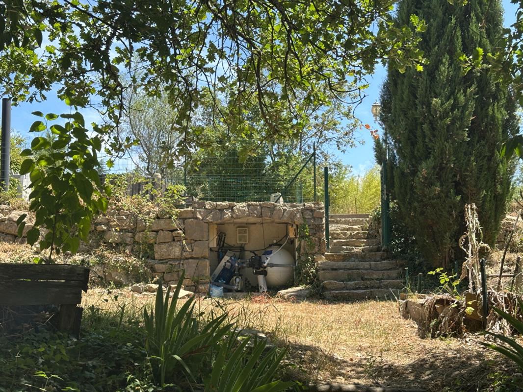 LABLACHERE Maison de caractère avec piscine 4