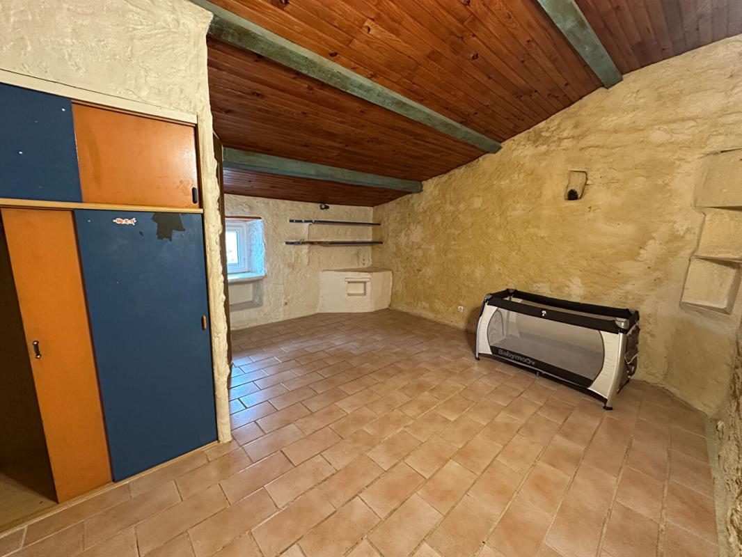 LABLACHERE Maison de caractère avec piscine 9