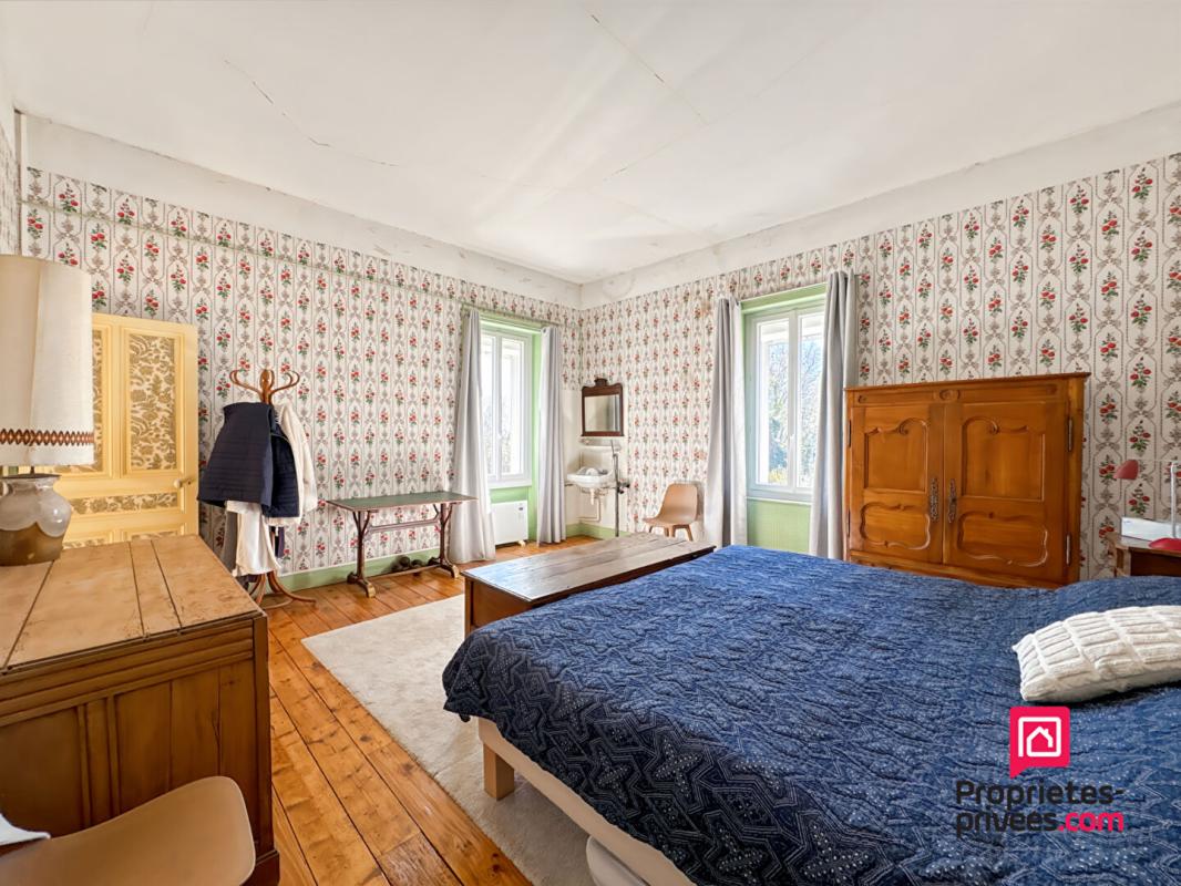 PRECY-SOUS-THIL Maison de caractère avec terrain et dépendance Précy Sous Thil 10