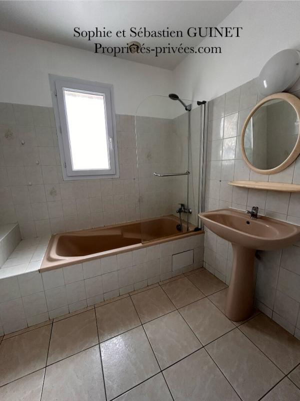 LES SABLES-D'OLONNE Maison Les Sables D Olonne 5 pièce(s) 89.58 m2 8