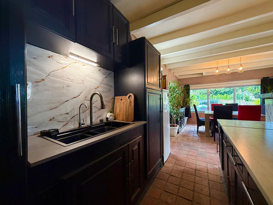 CHAMPIGNE Maison Champigne 11 pièces 260 m2 8