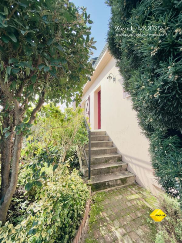 VANNES VANNES NORD - Belle opportunité pour cette maison familiale à réinventer 3