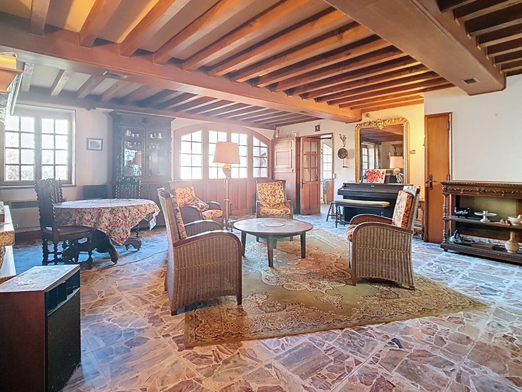 LA ROCHE-EN-BRENIL Maison La Roche En Brenil 5 pièce(s) 153 m2 9