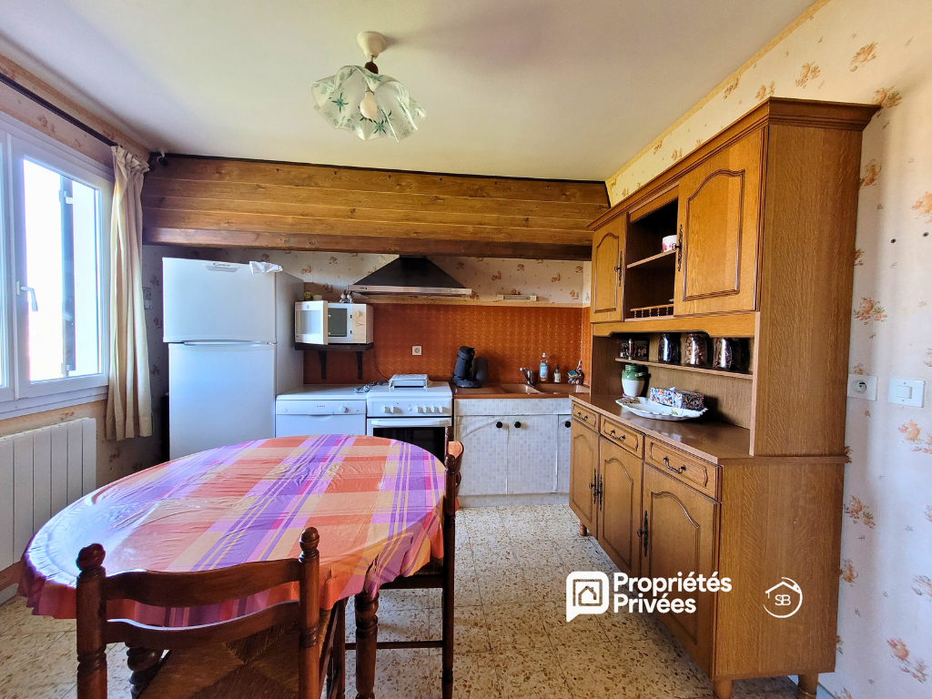 JOYEUSE Maison Joyeuse 6 pièce(s) 152 m2 9