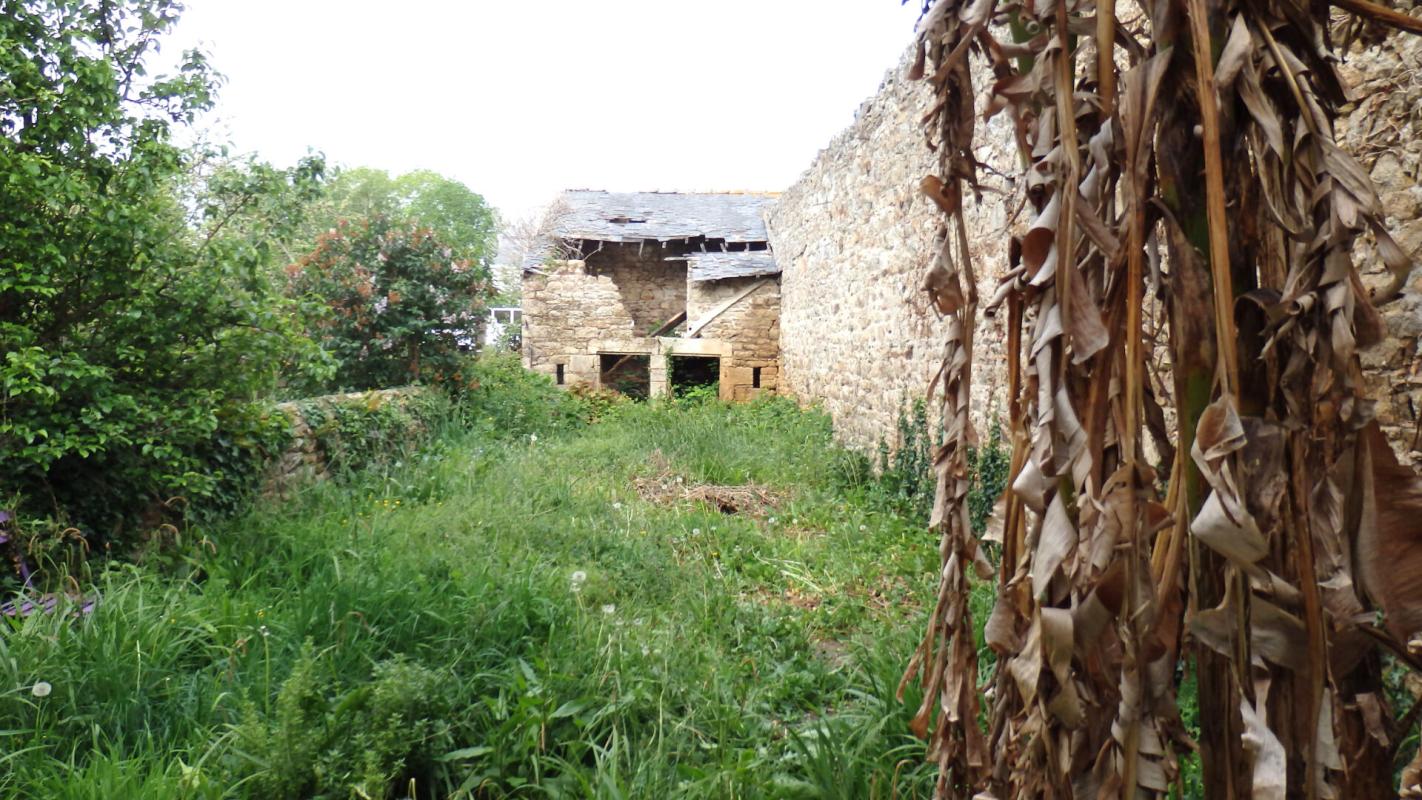 GUINGAMP Maison Guingamp 8 pièce(s) 200 m2 10