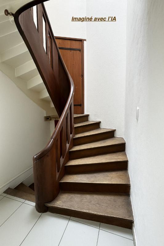 TOURNUS Maison coeur de ville en duplex, 5 P, avec commerce loué 17