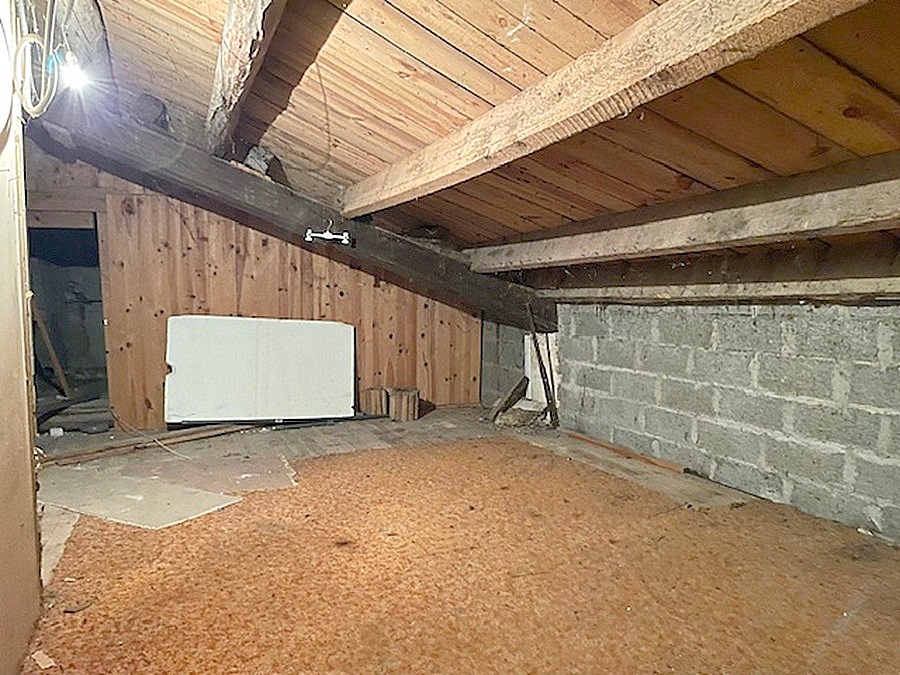 LONGEVES Maison à rénover avec beau potentiel ? 105 m² ? Proche La Rochelle 14