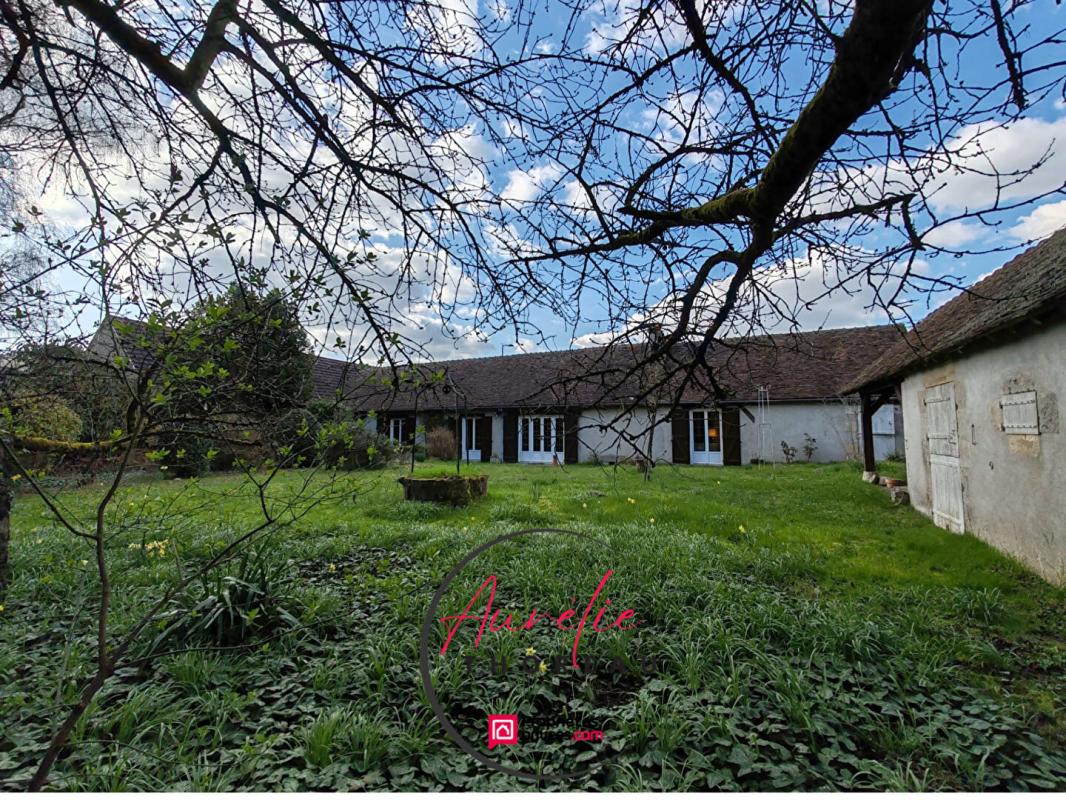 LOURY Longère  sur terrain arboré 15