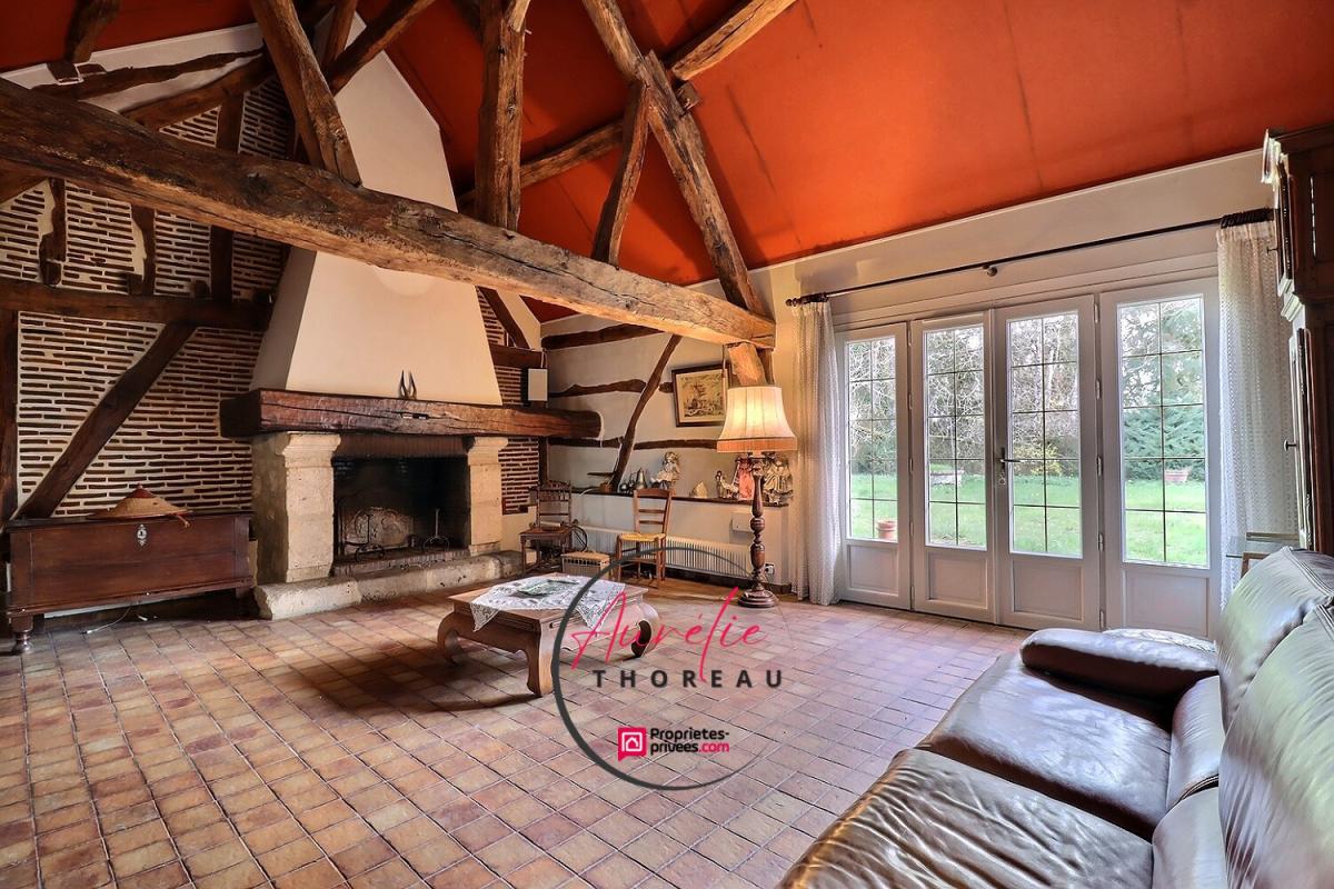 LOURY Longère  sur terrain arboré 3