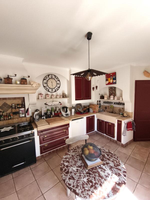 AUBIGNAN MAS PLEIN DE SOLEIL PROCHE DES COMMODITES 11