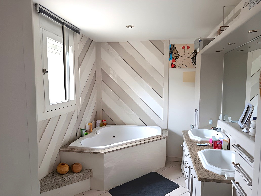 AUBIGNAN MAS PLEIN DE SOLEIL PROCHE DES COMMODITES 8