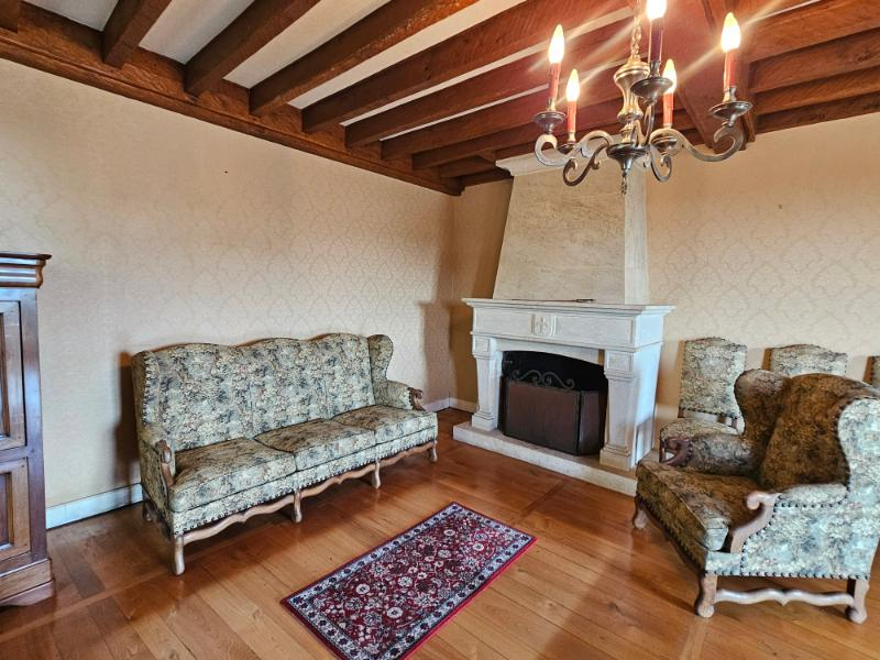 PERIGUEUX Maison de ville type 7, surface 245 m², garage privatif, sur un terrain 1012 m² 9