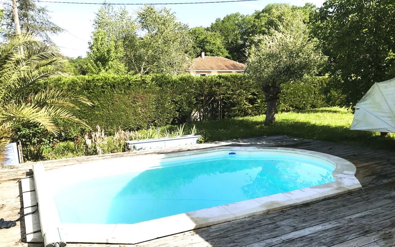 LOUBIENG Maison contemporaine de plain pied sur 113 M² 1