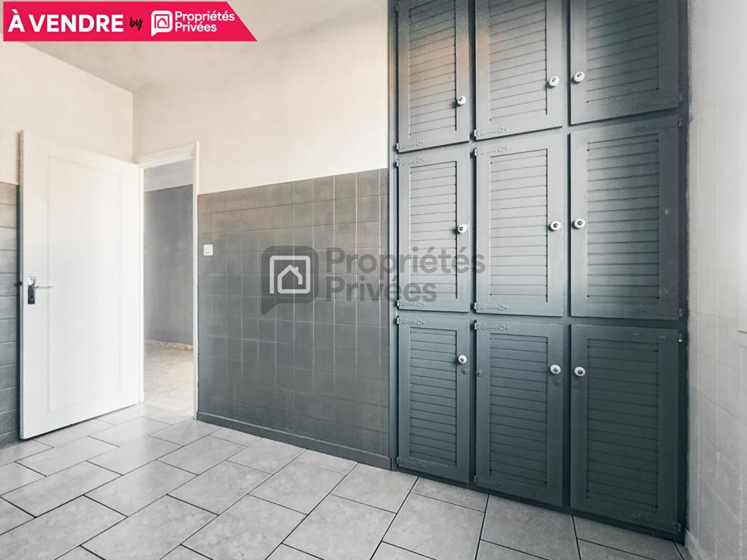 ROQUETTES Maison Roquettes 5 pièce(s) 117.50 m2 7