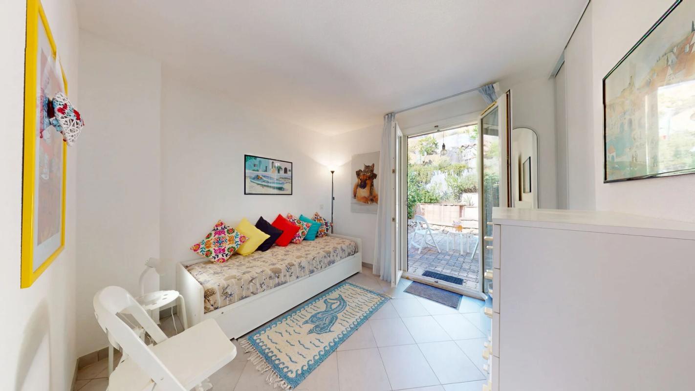 SAINT-RAPHAEL Maison Saint Raphael 3 pièce(s) 50.81 m2 - Vue mer panoramique - Garage double 11