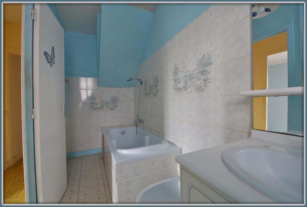 IVOY-LE-PRE Maison avec dépendance de 40m² 5