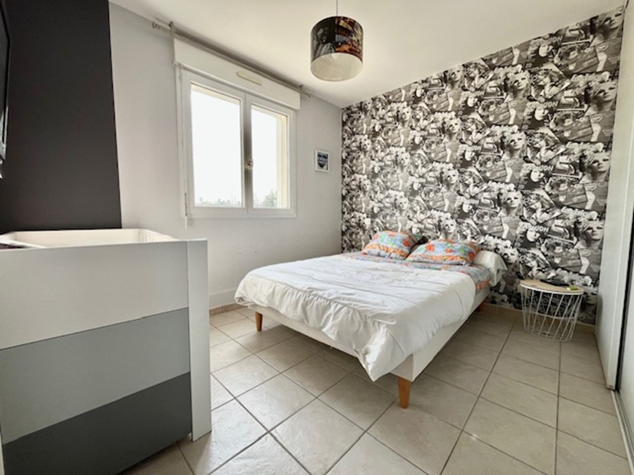 POLLESTRES Magnifique villa de 110 m² en R+1 sur un terrain de 1853 m² avec piscine et sans vis-à-vis 16