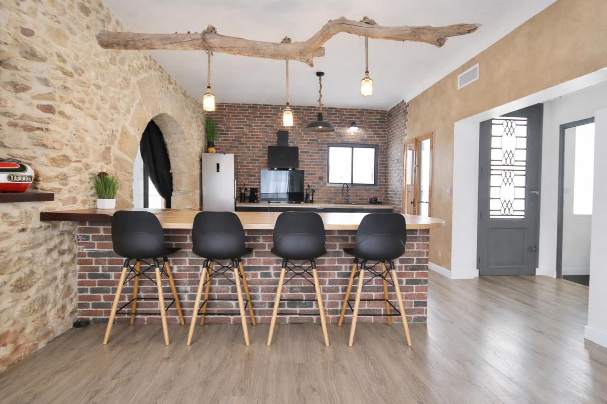 NARBONNE Maison Narbonne 7 pièce(s) 218 m2 1