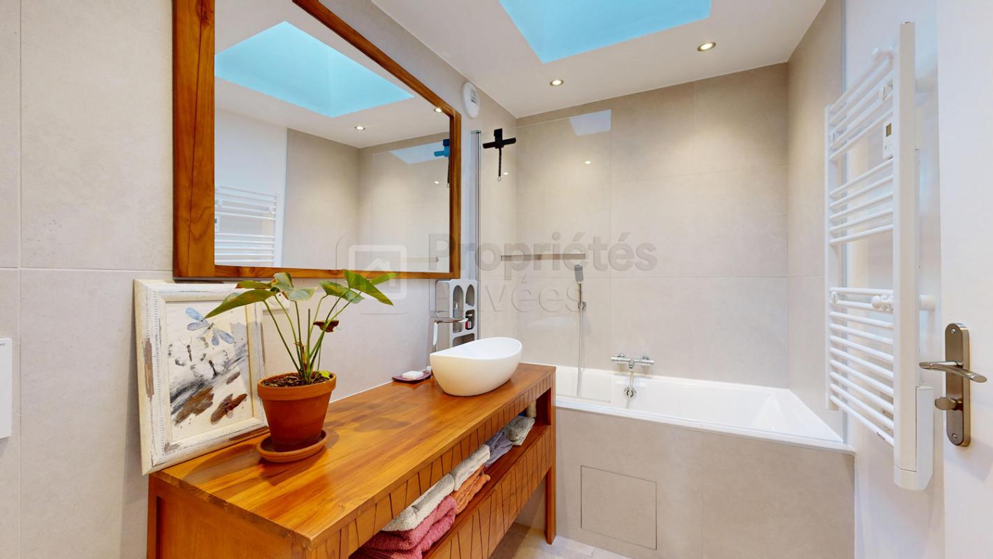 MONTGISCARD Maison de village T4 rénovée au coeur du village 14