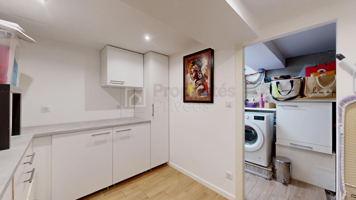 MONTGISCARD Maison de village T4 rénovée au coeur du village 17