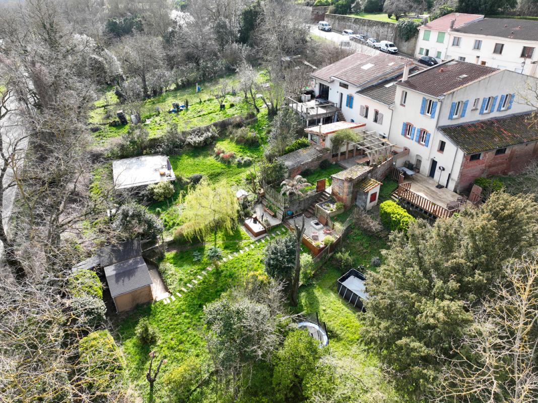 MONTGISCARD Maison de village T4 rénovée au coeur du village 18